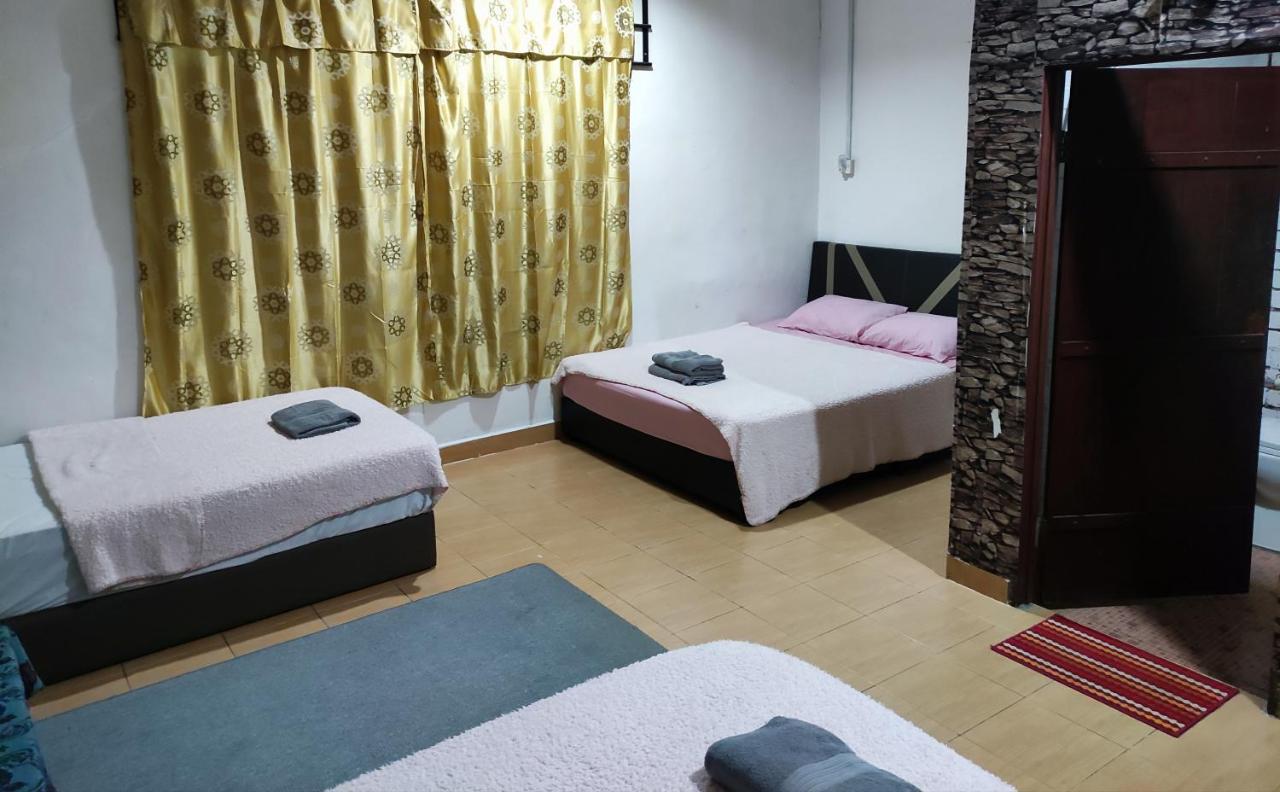 Kencana Guest House Pantai Cenang  Εξωτερικό φωτογραφία