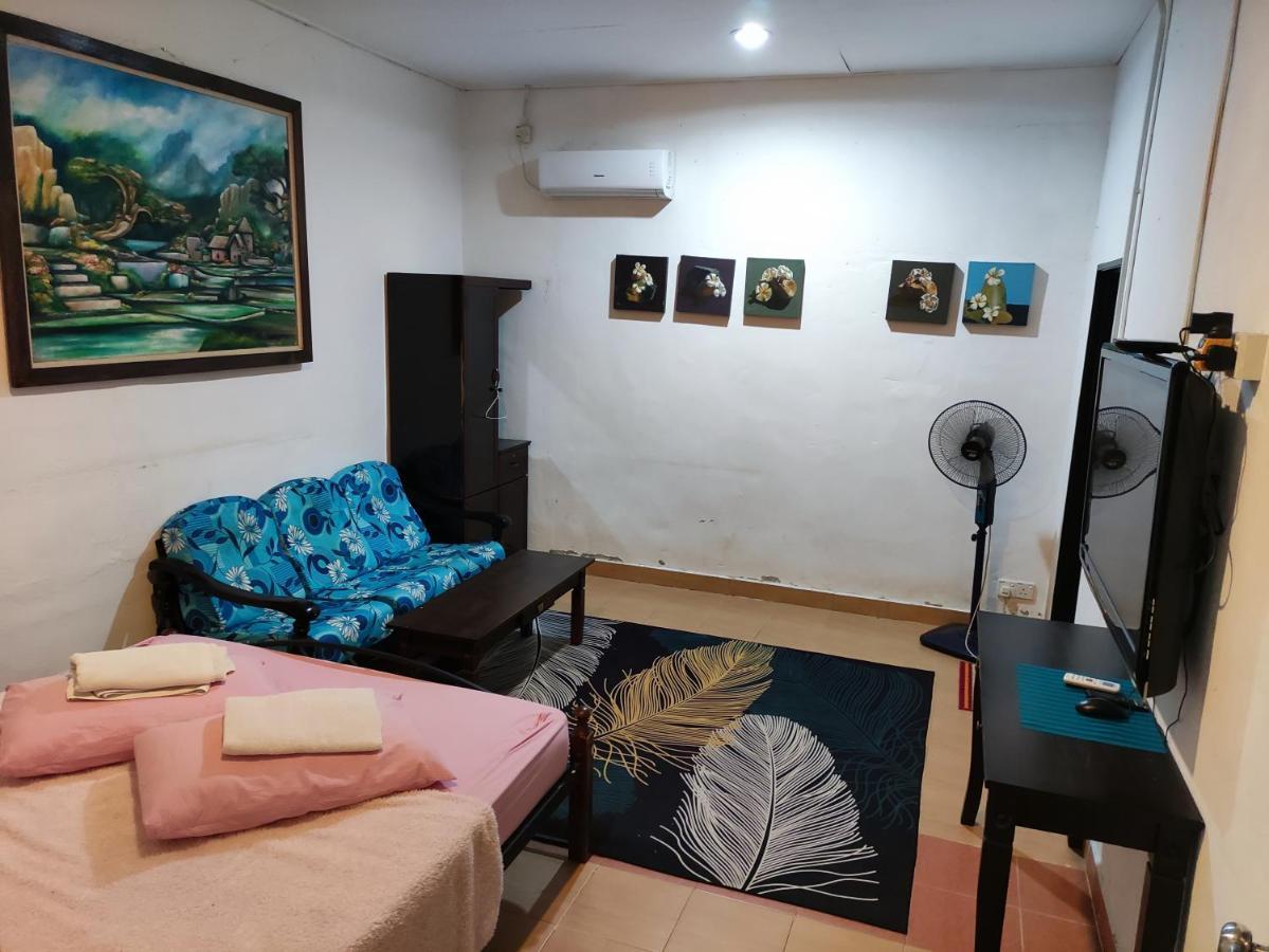 Kencana Guest House Pantai Cenang  Δωμάτιο φωτογραφία